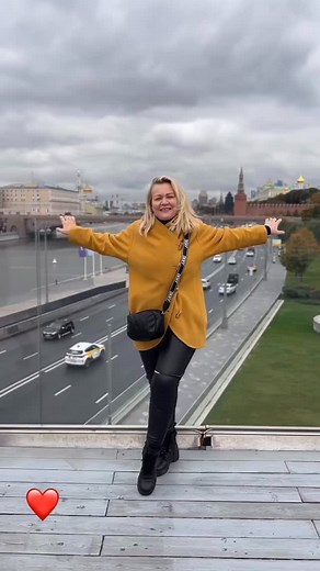 Happy Sunday ☀️💃🌺❤️Memories in Moscow. #мнетаккрасиво #fallinmoscow #fall #moscow #осеньвмоскве #москва #осень | Irina Chernetsova