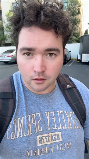 20 degree water 💦 Cold plunges are like the opposite of a sauna—but with just as many benefits. Here’s the breakdown: Physical benefits: • ❄️ Boosts circulation – cold exposure makes blood vessels tighten, then expand afterward, improving overall blood flow. • ⚡ Reduces inflammation – helps with muscle soreness, joint pain, and recovery after workouts or long days. • 🛡️ Stronger immune system – cold shock may increase white blood cells and resilience against illness. • 🏃 Improved metabolism –