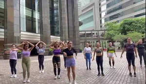 CHICHIQUITA X LAMBADA | ZUMBA | ZUMBA FOR BEGINNER STUDENTS | CHOREO ZIN LUNA #zumba #OFW #zumbaclass #exercise #saturday | ZUMBA with ZIN LUNA in HONG KONG