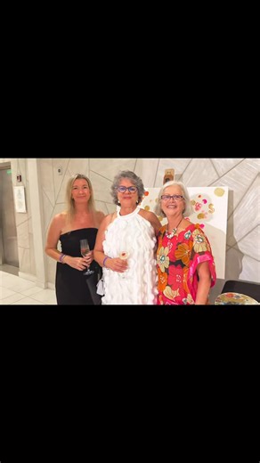 What an amazing time yesterday at O2.. the best part is got to see my friends and met so many nice people !! 💕 | Paint & Groove