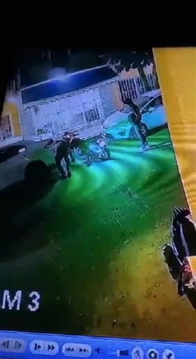 8.5K views · 59 reactions | Intento de robo de motocicleta Los hechos en Villa Independencia, la madrugada de este domingo. Buenos dias, quiero hacer una denuncia el dia de hoy a las 5 am un par de sujetos querían robar mi moto que estaba afuera de mi casa, para que tengan cuidado con estas personas. #fypシ #denunciaentuciudad #LaVerdadAlDescubierto #MARTINEZDELATORRE #VILLAINDEPENDENCIA #patrullaciudadana | Denuncia Ciudadana Martínez De La Torre Ver. | Facebook