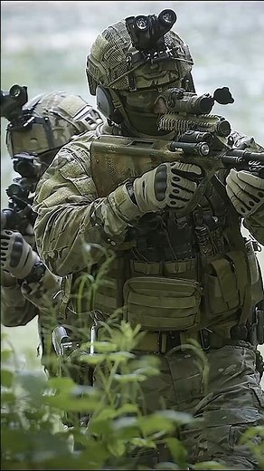 What Loadout Do The Royal Marine Carry?