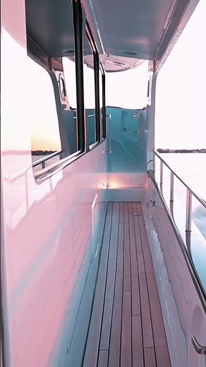 Incorrigible Marlow Explorer 70ECB Yacht For Sale