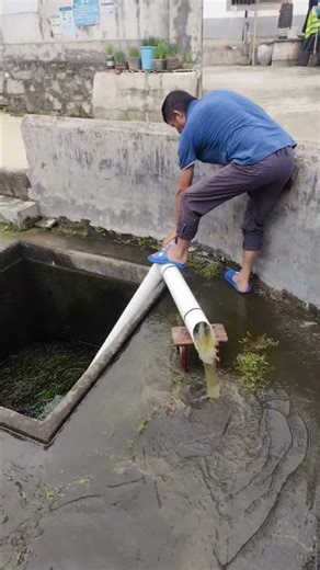 Creative Pipe Operation! A Trick to Control Water Flow Diversion