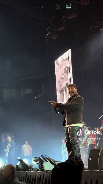 Vuelvo a Casa - Grupo Barak En New York