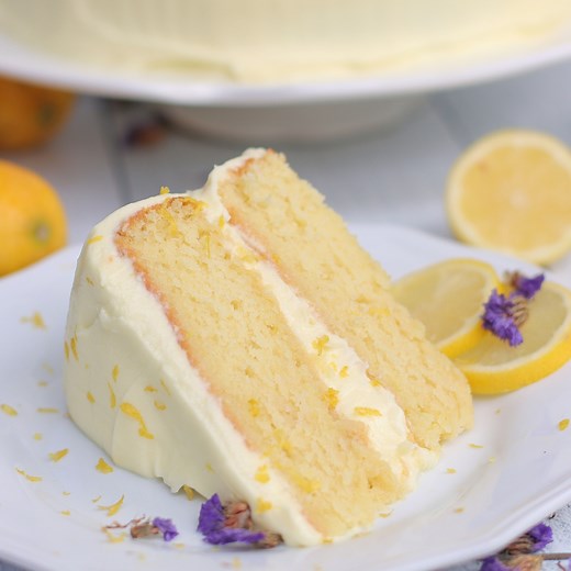 Fresh Lemon Cake w/ Lemon Cream Frosting