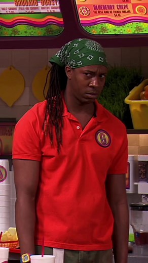 iHeard aliens were real 👽 #iCarly #aliens #nostalgia