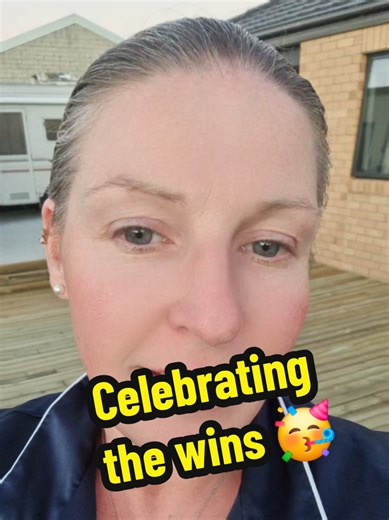 🥳 Celebrating the wins today ☺️ lots of hard work has gone into both getting over 1k followers and build the massive deck. feeling blessed and exhausted haha #winning#Celebrate #achievementunlocked #hardwork