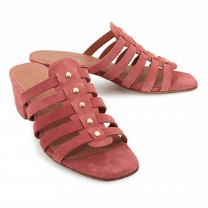 Smallable is a complete family store, with fashion and accessories for women. Can we tempt you with our designers Masscob, Veja, Zespà or Ancient Greek Sandals? Shop our selection here: https://goo.gl/mqdJLn | Smallable | Facebook