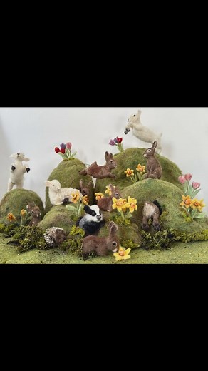 The joys of a feltie springtime !! It’s been so much fun creating this wee tableaux , I think you can see it in my wee characters. . #springtime #bunnies #feltspringtime | Craftbirds