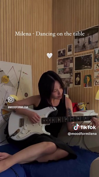 Milena: Dancing on the Table 💃🏻