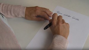 Handschriftlich, unterschrieben - Testament schreiben - darauf muss man achten