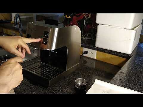 Demonstration of Starbucks (Saeco) Barista Espresso Machine