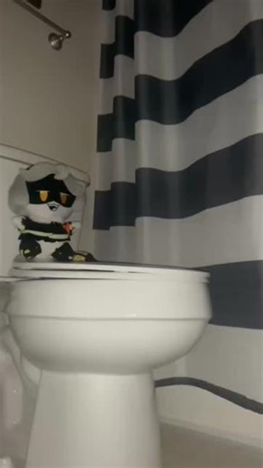 serial designation V on toilet #murderdronesn #fyp #glitchproductions #skibiditoilet also credits to that one video of pump on a toilet from 2021