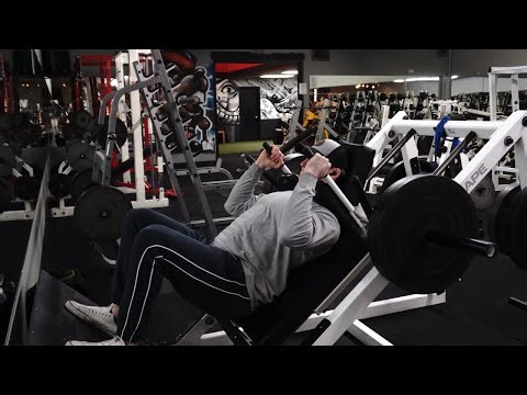 Bulking Chronicles #12 - Hack Squat for Sets of 20 Reps / Legs