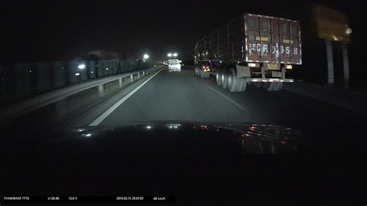 Think ware f770兴科威行车记录仪夜间高速和日间视频