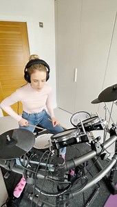 Who watches peacemaker?? 🤟🏼🤟🏼🤟🏼🔥🔥🔥🥁 Do ya wanna taste it - WIG WAM | Florrie
