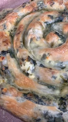 Delicious Burek Recipe | Traditional Balkan Dish