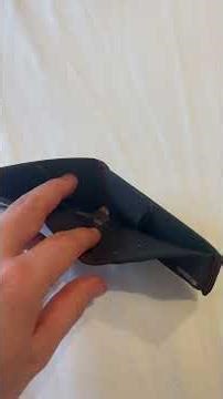 Best Slim Wallets for Men for Non Cash Carriers!