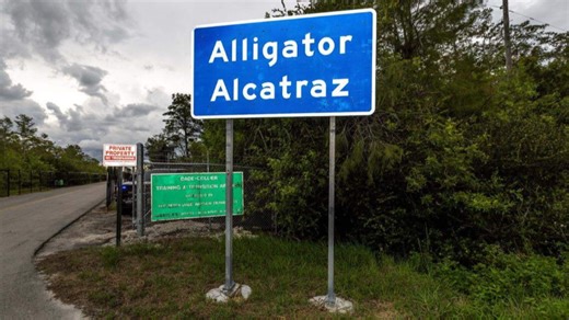 'Alligator Alcatraz' detainees continue to face obstacles, amended complaint says