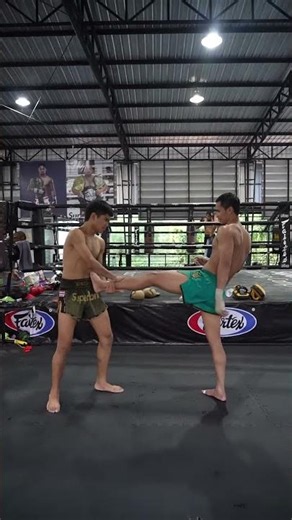 All in the details 👀 What's next for featherweight kickboxing king Superbon?