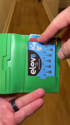 Vedentro - Cory shares his review of the Pocket Wallet in Evergreen Jade