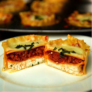 28M views · 757K shares | Lasagna Cups. // Recipe by Lauren's Latest:...