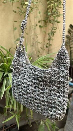 Flower Pearl Keychain #diy #handmade #keychaincraft