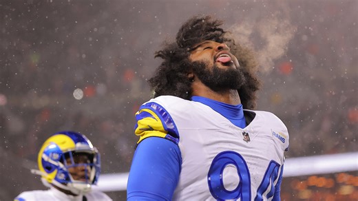 Rams score first, take 7-0 lead over Bears