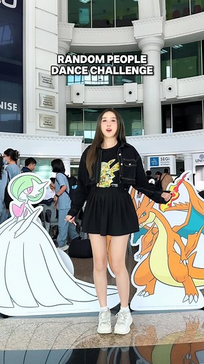 Random People Dance Challenge at SEGi University!!! I had such an amazing time at Pokémon TCG Academia: University Invasion 2025⚡Met so many new Pokémon trainers, learned to play Pokémon TCG, got my own Demo Deck, joined fun activities and even explored pop-up stores 🙌🏻 Don’t miss the next stop🔥 Visit their website for more info : https://asia.pokemon-card.com/my/archives/7139/ #danceinpublic #streetinterview #dancechallenge #pokemontcgcommunity | Yuki DanCe