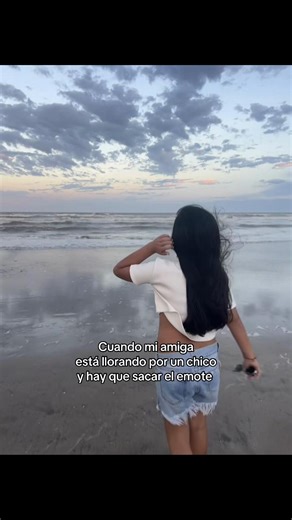 When Your Friend Cries Over a Guy: Emote Edition