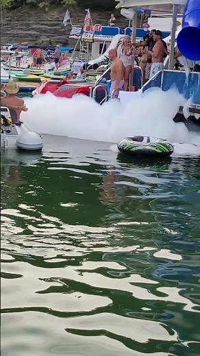 Lake Cumberland Poker Run Harmon creek #boating #boatingadventure #lakecumberland