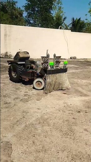 Kubota tractor reverse forward video.