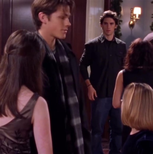 Jess and Dean Party Fight: Gilmore Girls Moments