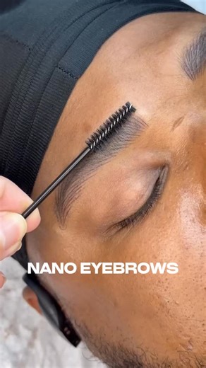Microblading | Nanoblading | Online course on Instagram: "👌🏼 Nano eyebrows: a new word in the field of tattooing. The peculiarity of the method is the change in the method of administration of the coloring pigment. To do this, the master uses a sterile needle, spot injection of paint. ‼️ The pigment itself is injected shallowly. During the introduction of the paint, it is sprayed under the skin with small splashes. As a result, it seems that the woman just touched up her eyebrows with a pencil