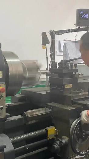 The stage of rotor machining: the lathe turning process for rotor shafts. | Cement Plant Spare Parts