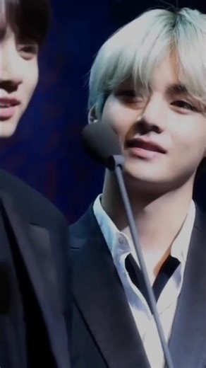 taekook sweet moment 💜 🥰#bts #kookie #btsshorts #taehyung #taekook #btsv