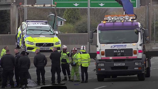 Seven police officers taken to hospital after multi-vehicle crash during pursuit