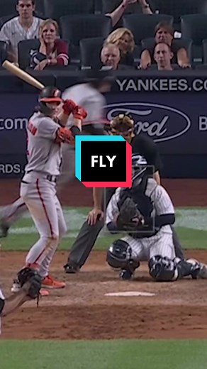 me running to Ask Jeeves because AltaVista is down 🏃‍♂️ #sports #running #batboy #speed #zooming