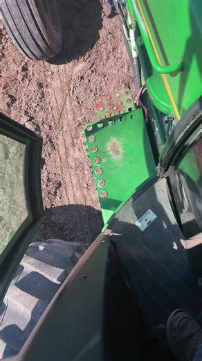 John Deere 7780 Prodrive Tractor: Features & Operation
