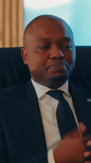 Here’s the differnce between a director vs shareholder. If you’re serious about growing as a director or preparing for future board opportunities, @munya_duvera and @directorsassociationsa offers some of the most practical, high-impact governance programs in the country. From developing boardroom confidence to understanding your legal duties, their courses are designed to elevate how you think, lead and show up at the table. Visit their website to explore the full range of programs. https://lnkd