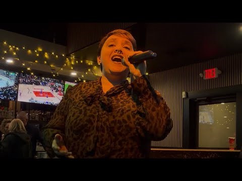 Miley Cyrus: When I Look At You (cover)