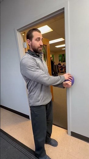 6-Way Shoulder Isometric | Shoulder Rehabilitation | Shoulder Surgery | Physical Therapy Exercise