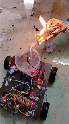 HVS-3268. Autonomous Fire Fighting Robot #firefighter #arduino #fire extinguisher #four fire sensors