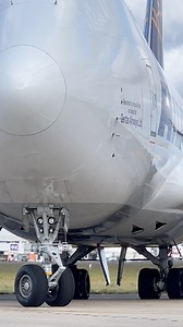 4.2M views · 54K reactions | Boeing 747 final approach before park. #Boeing #boeinglovers #cargo #freight #airporttransfer #airport #airportlife #plane #Planes #planespotting #planespotters #aviation #aviationlovers #aviationphotography #AviationDaily #sydney #australia #aeroplane #airplane #aircraft #airlines #airways #pilotlife #pilot #pilots #runway | Tarmacc | Facebook