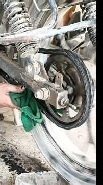 All Bikes Chain Cleaning Best method | Desi Jugaad to clean the chain of all bikes #bikehack