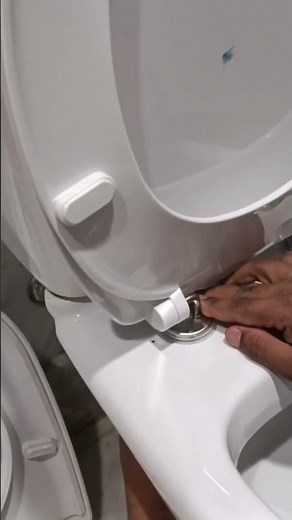 Loose Toilet Seat Fix in 1 Minutes! 😱 | WC Seat Cover Installation 🔧🚽#WCSeatCover