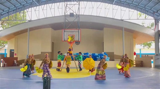 Skirt falls during folk dance performance in Davao, Philippines