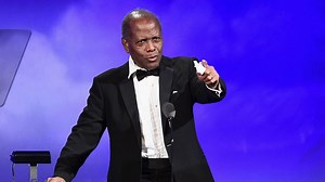 Muere el legendario actor Sidney Poitier a los 94 años