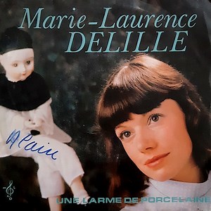 Marie-Laurence Delille - Une Larme De Porcelaine